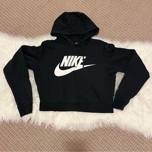 Small cropped Nike Hoodie